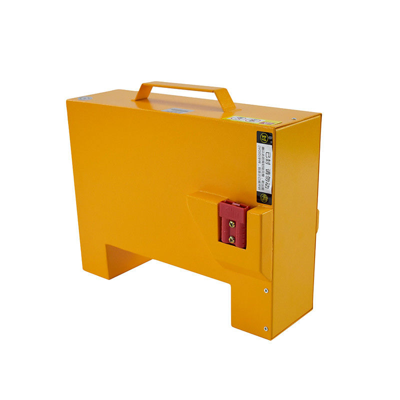 Max Charge Current 100A Baterai forklift listrik 48V Tegangan untuk Kinerja Optimal