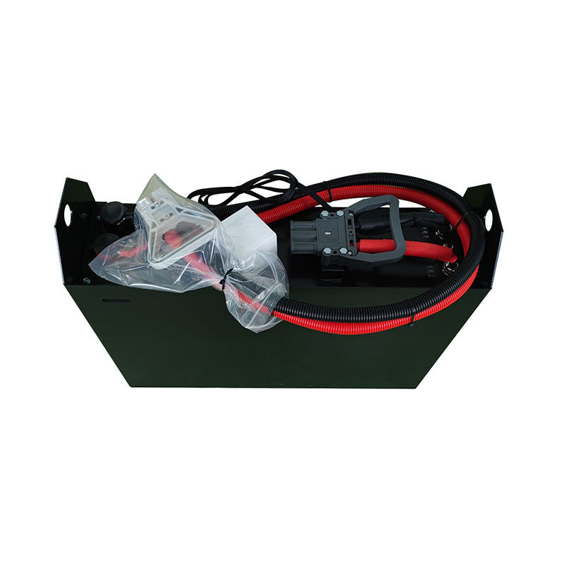 25.6V Baterai Forklift Listrik Dalam Ukuran Kompak 645x200x560mm Untuk Industri