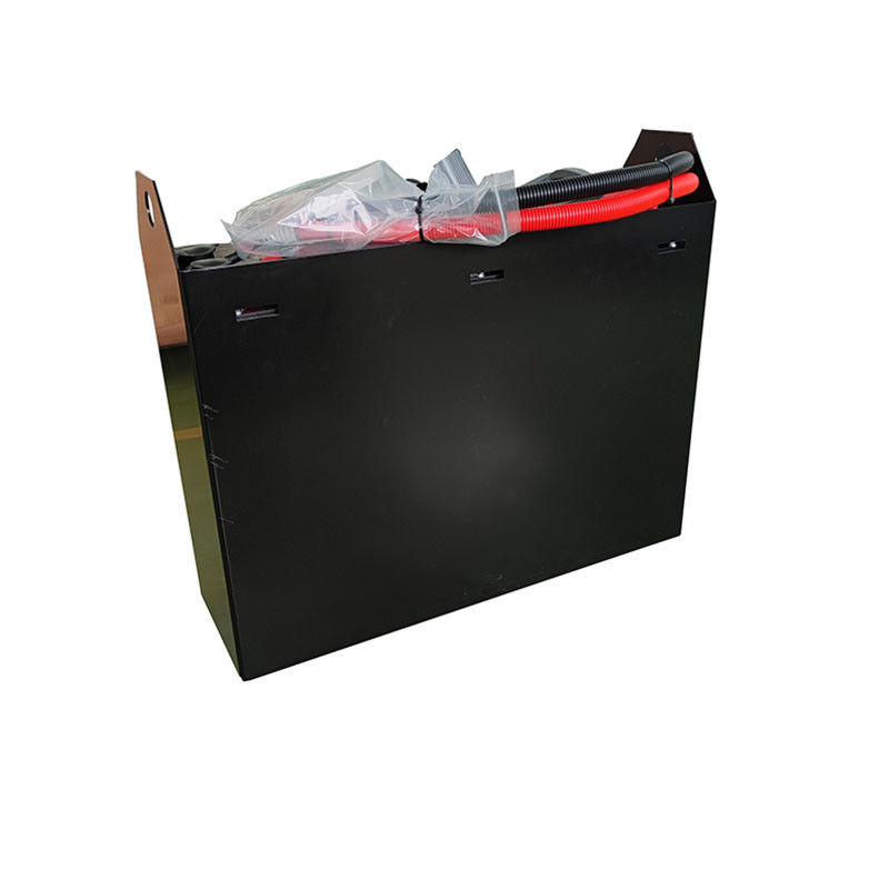 Forklift Lithium Baterai 25.6V 173AH Hitam Warna Lifepo4 Baterai Paket