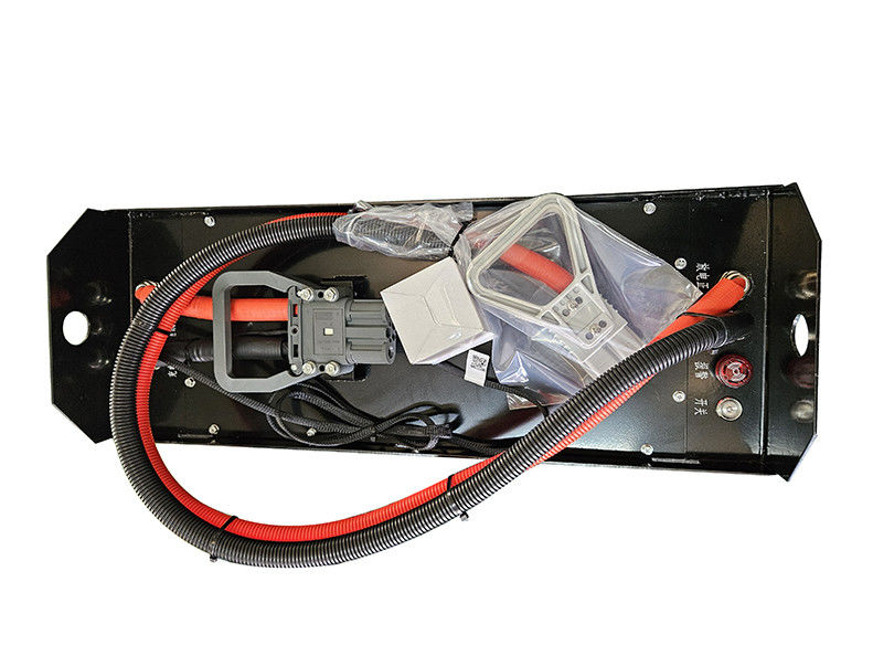 230Ah Kapasitas Lithium Baterai Forklift Dengan Tegangan 25,6V Untuk Penanganan Bahan